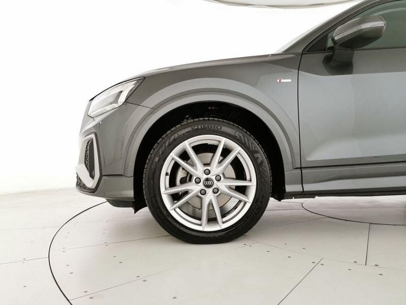 Audi Q2 35 2.0 tdi S line edition s-tronic