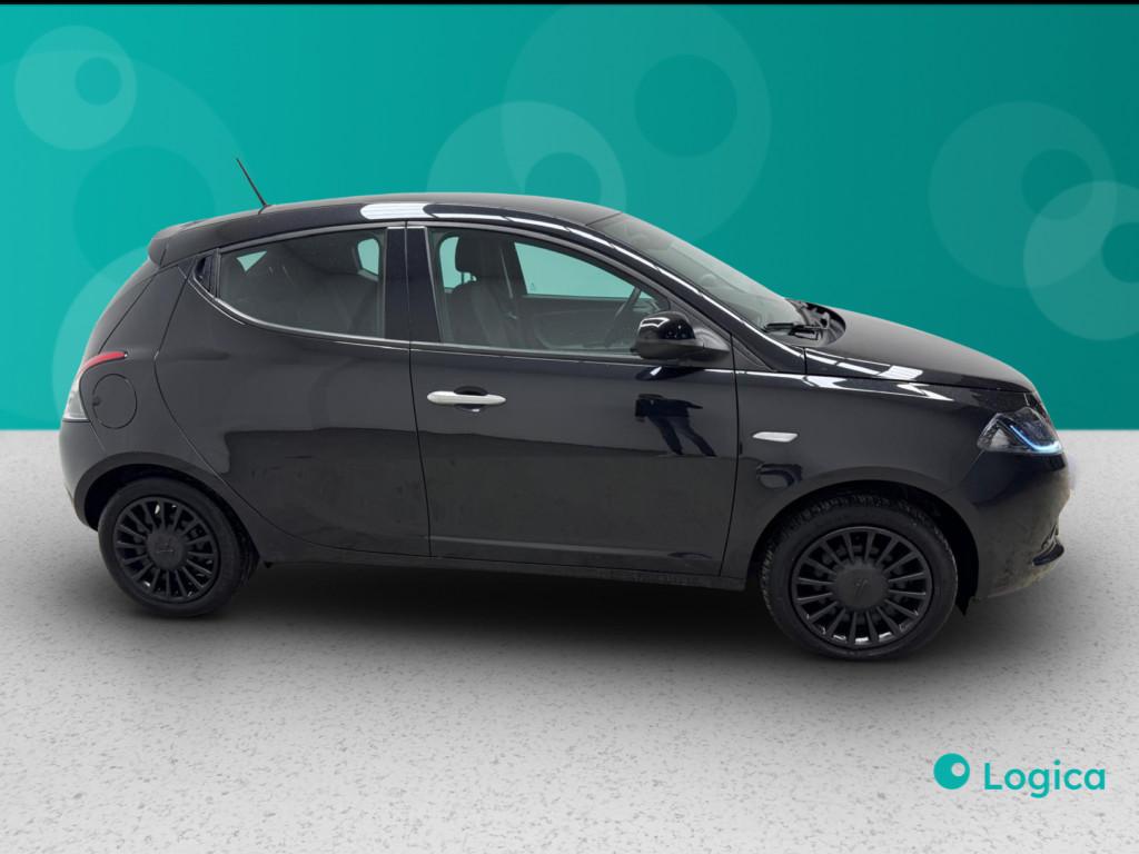 LANCIA Ypsilon III 2021 - Ypsilon 1.0 firefly hybrid Silver s&s 70cv