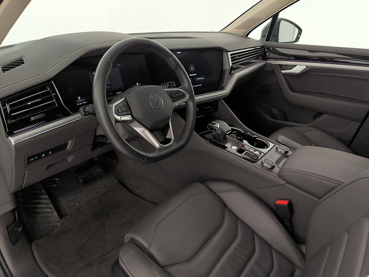 Volkswagen Touareg 3.0 v6 tdi scr elegance 231cv auto