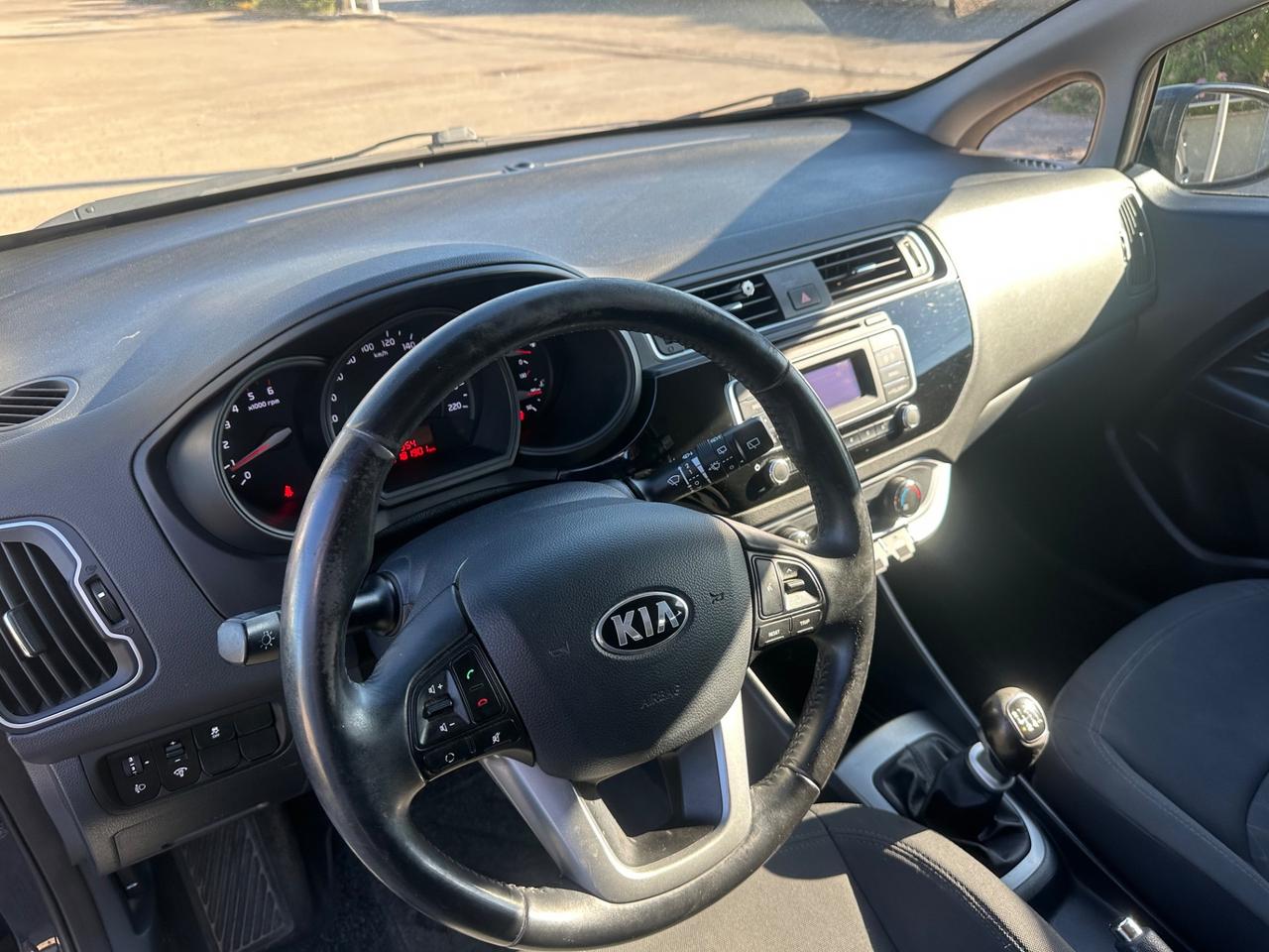 Kia Rio 1.1 CRDi 5p. Cool