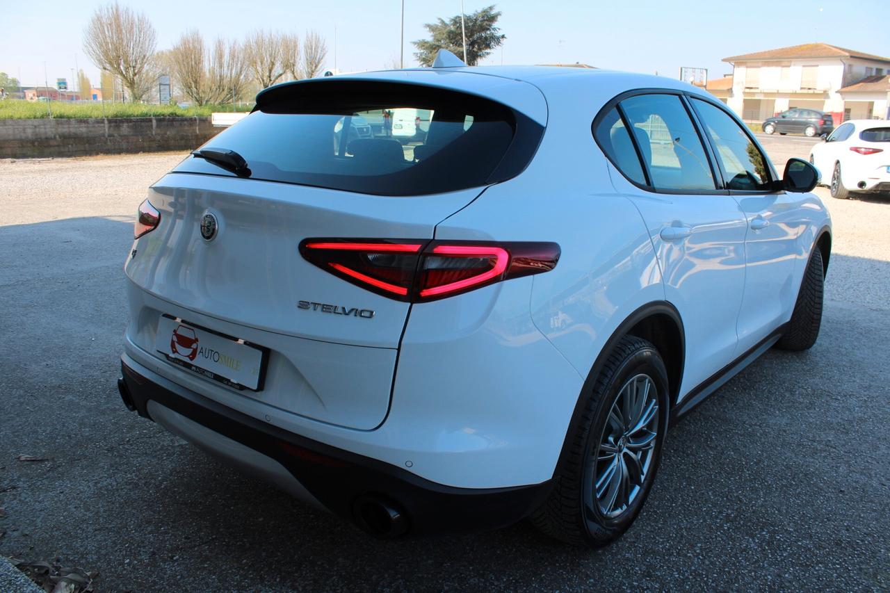 Alfa Romeo Stelvio Executive Q4 190cv auto 4x4