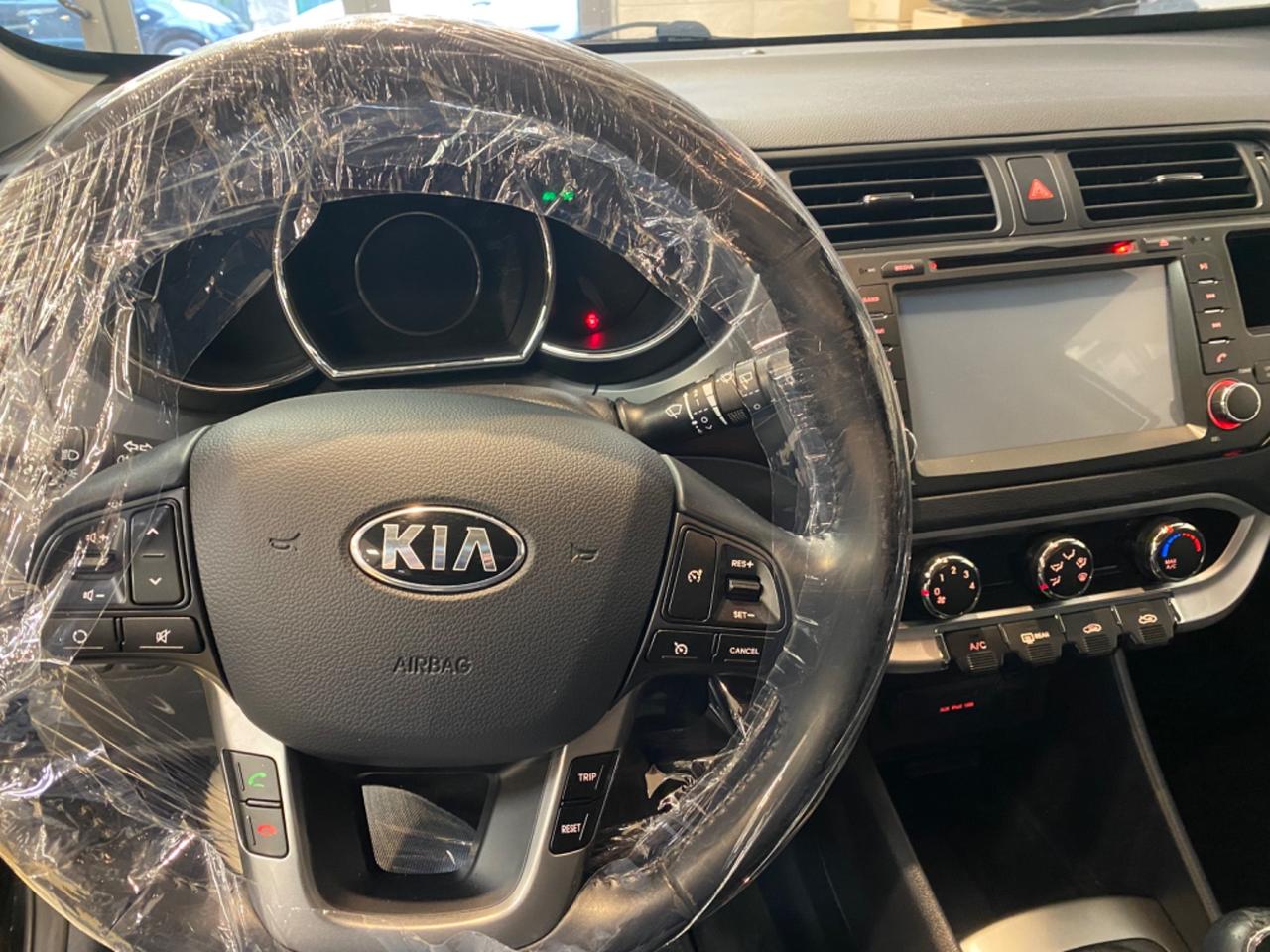 Kia Rio 1.1 CRDi 5p. Cool
