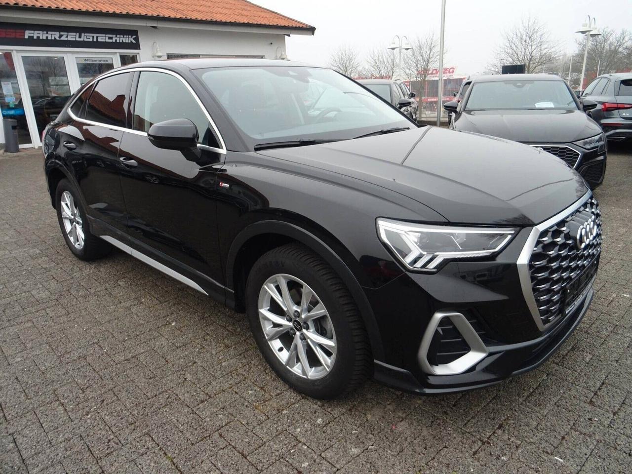 Audi Q3 35 TFSI S tronic S line edition
