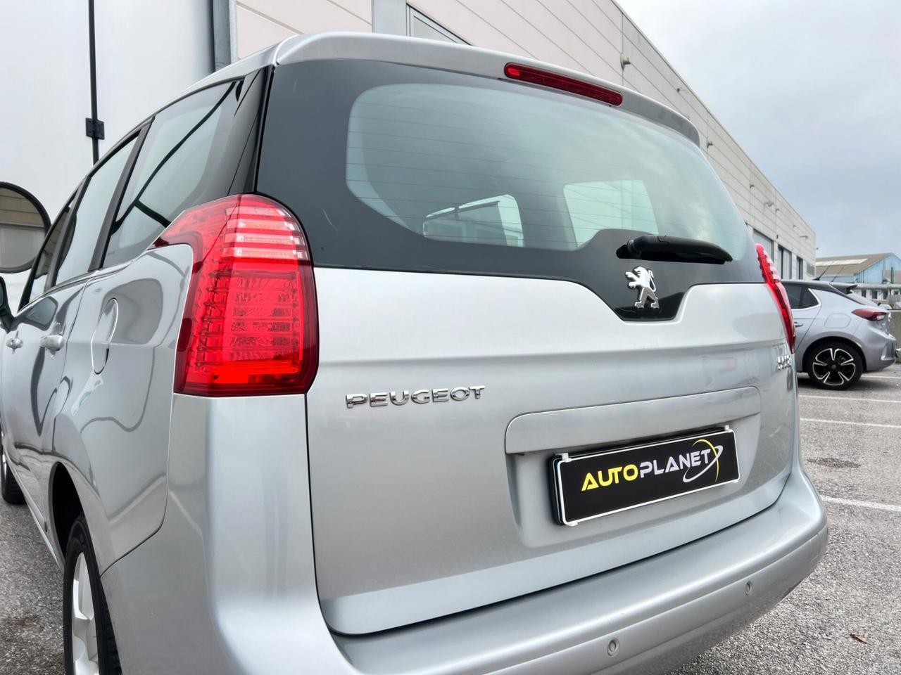 Peugeot 5008 1.6 HDi 112CV Business