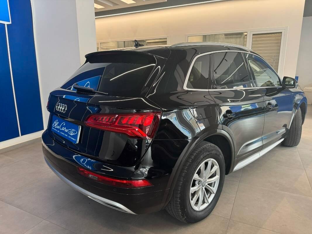 Audi Q5 35 2.0 tdi mhev Business Sport 163cv s-tronic