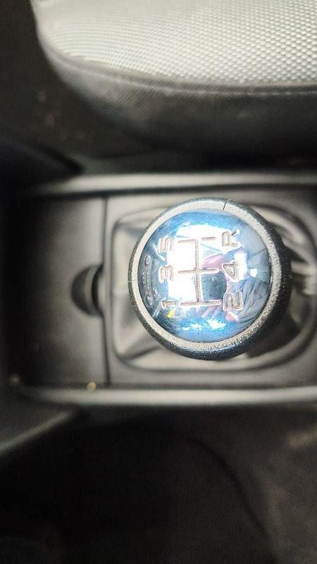 Peugeot 207 207 5p 1.4 hdi X-Line FL