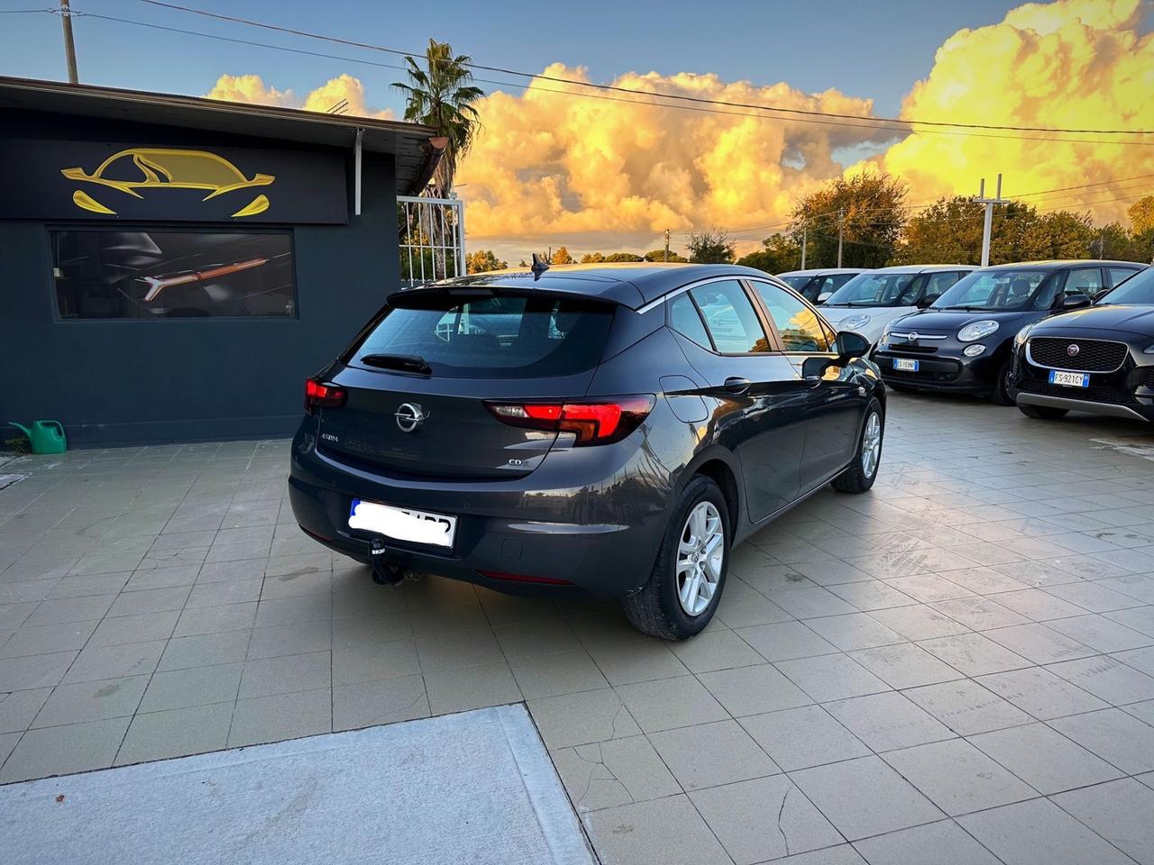 Opel Astra 1.6 CDTI EcoFLEX S&S 4 porte Elective Garanzia 12 Mesi