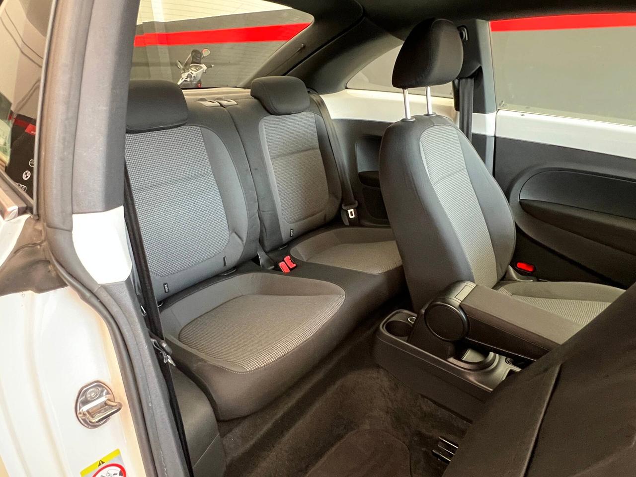 Volkswagen Maggiolino 1.6 TDI Design