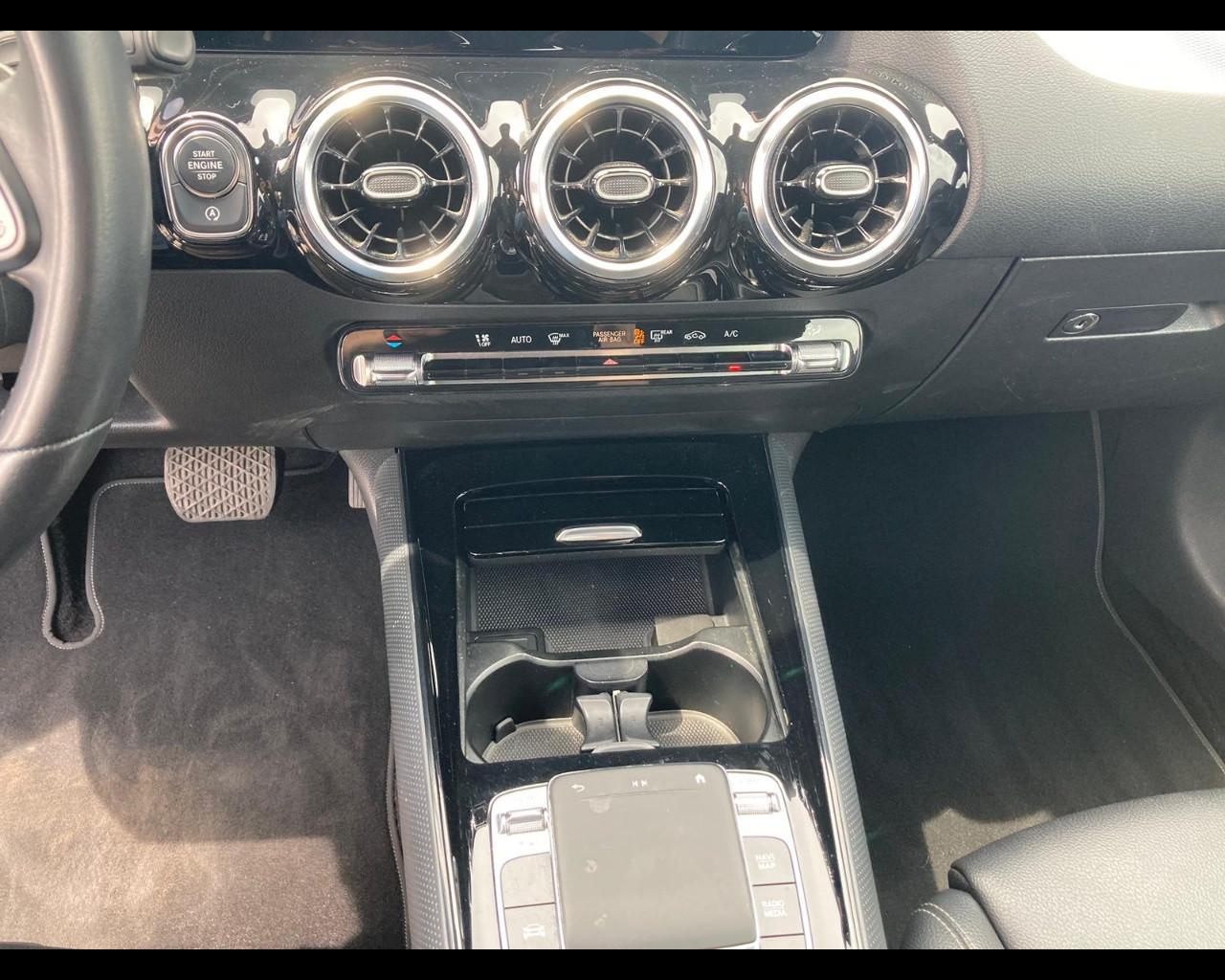 Mercedes-Benz Classe B - W247 2018 - B 180 Sport Plus auto