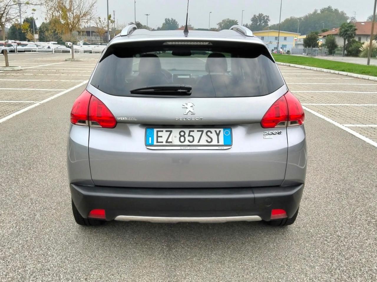 Peugeot 2008 1.6 e-HDi 92Cv ETG6 Start&Stop*Navi*Pelle