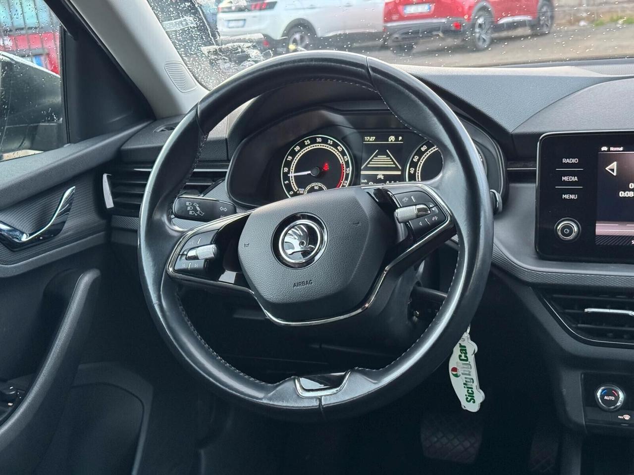 Skoda Kamiq 1.6 TDI SCR DSG Dark Shade IVA DEDUCIBILE