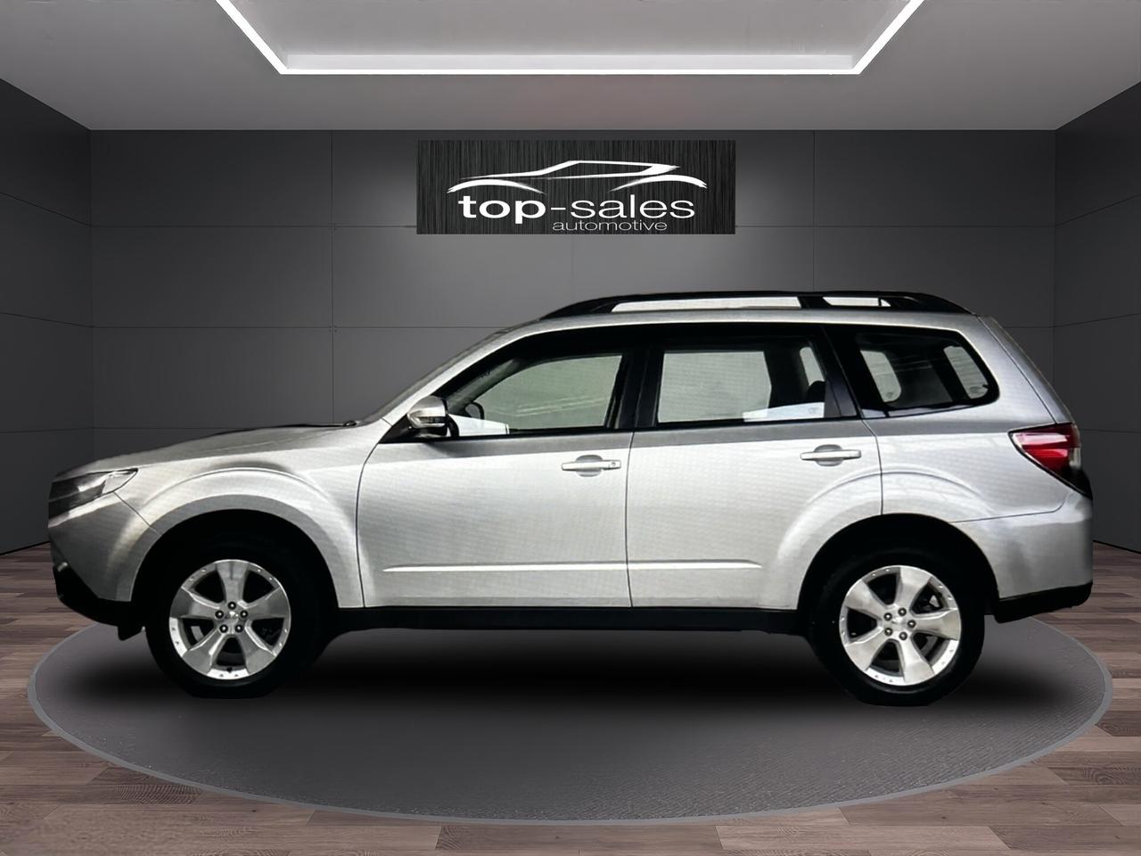 Subaru Forester 2.0D XS Exclusive 4x4 Gancio Traino A Scomparsa