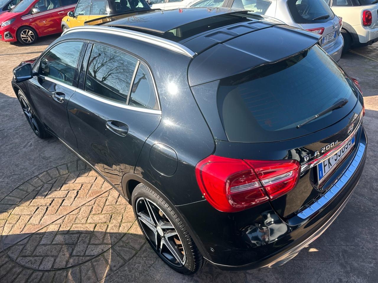 GLA 200 D 4MATIC PREMIUM FINANZIAMENTO