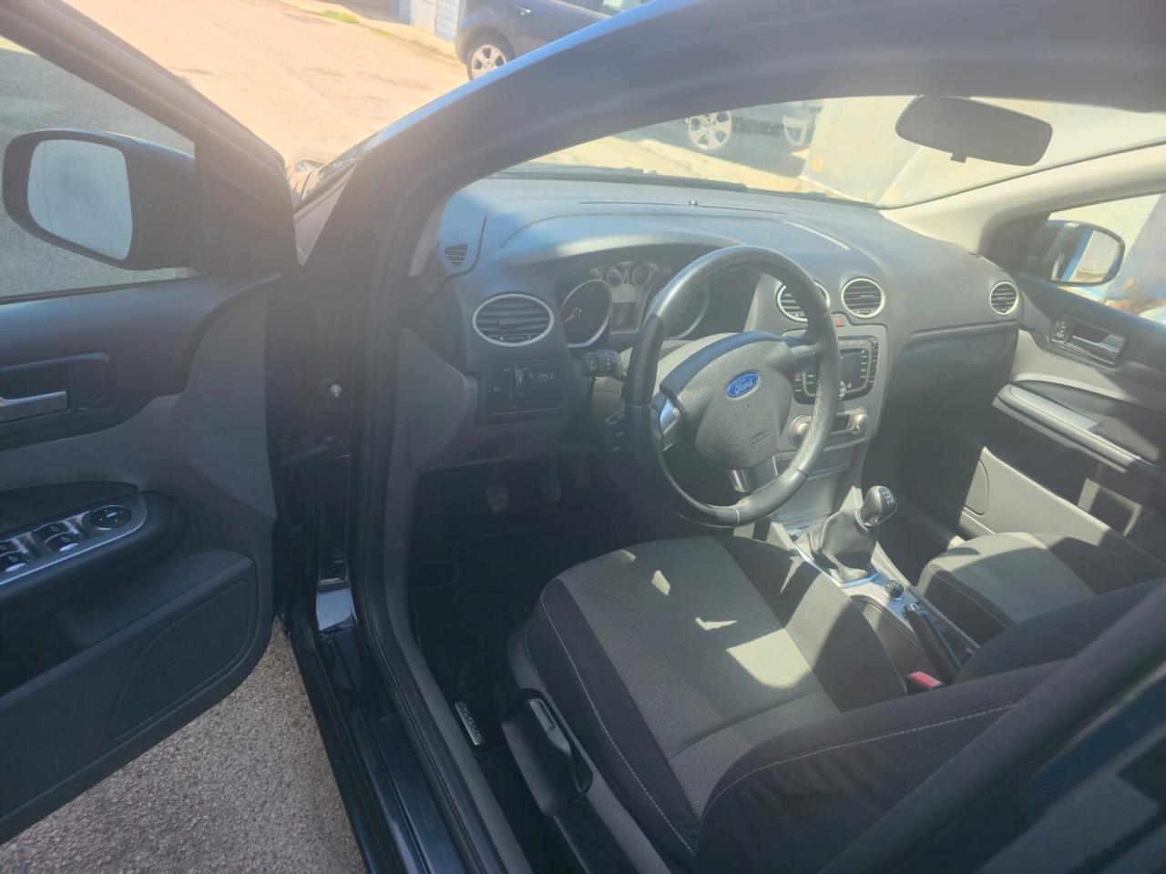 Ford Focus 1.6 TDCi (110CV) 5p. Ikon DPF