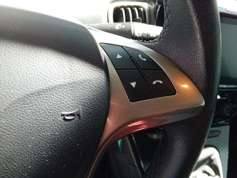 Lancia Ypsilon 1.0 FireFly 5 porte S&S Hybrid Gold