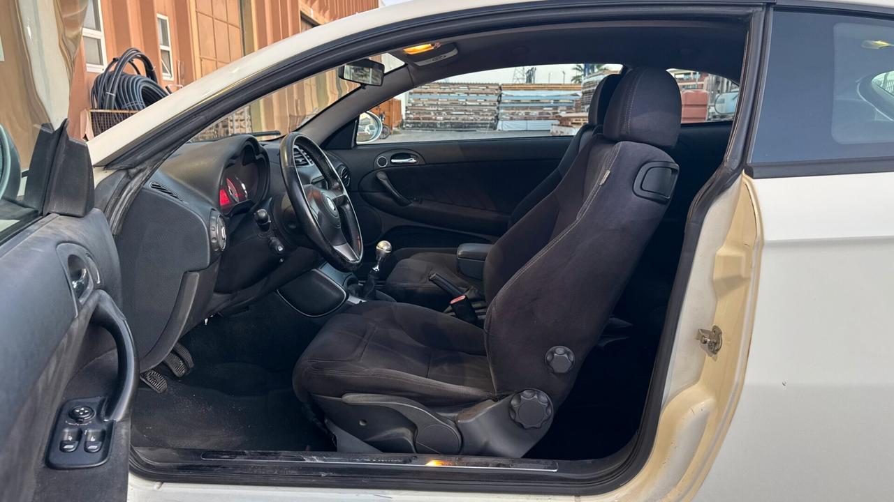 Alfa Romeo GT 1.9 JTDM 150cv - 2010