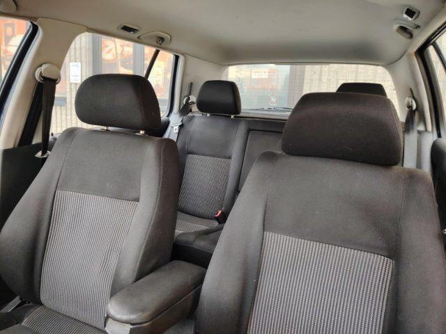 VOLKSWAGEN Golf 1.6 16V cat 5 porte Highline EURO 4 - NEOPATENTATI