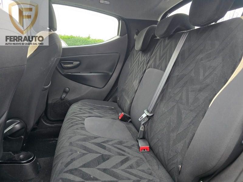 Lancia Ypsilon 0.9 TwinAir 85 CV 5 porte S&S DFN Gold