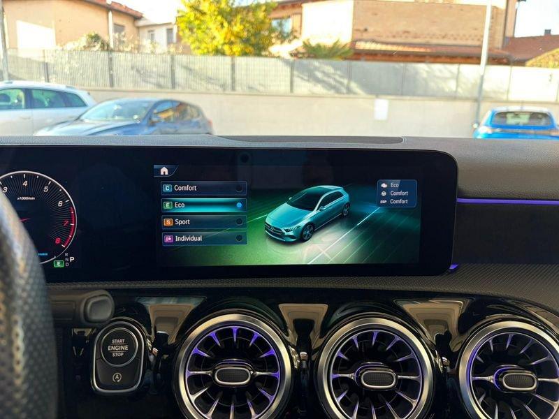 Mercedes-Benz Classe A A 180 Automatic AMG Line Premium Plus