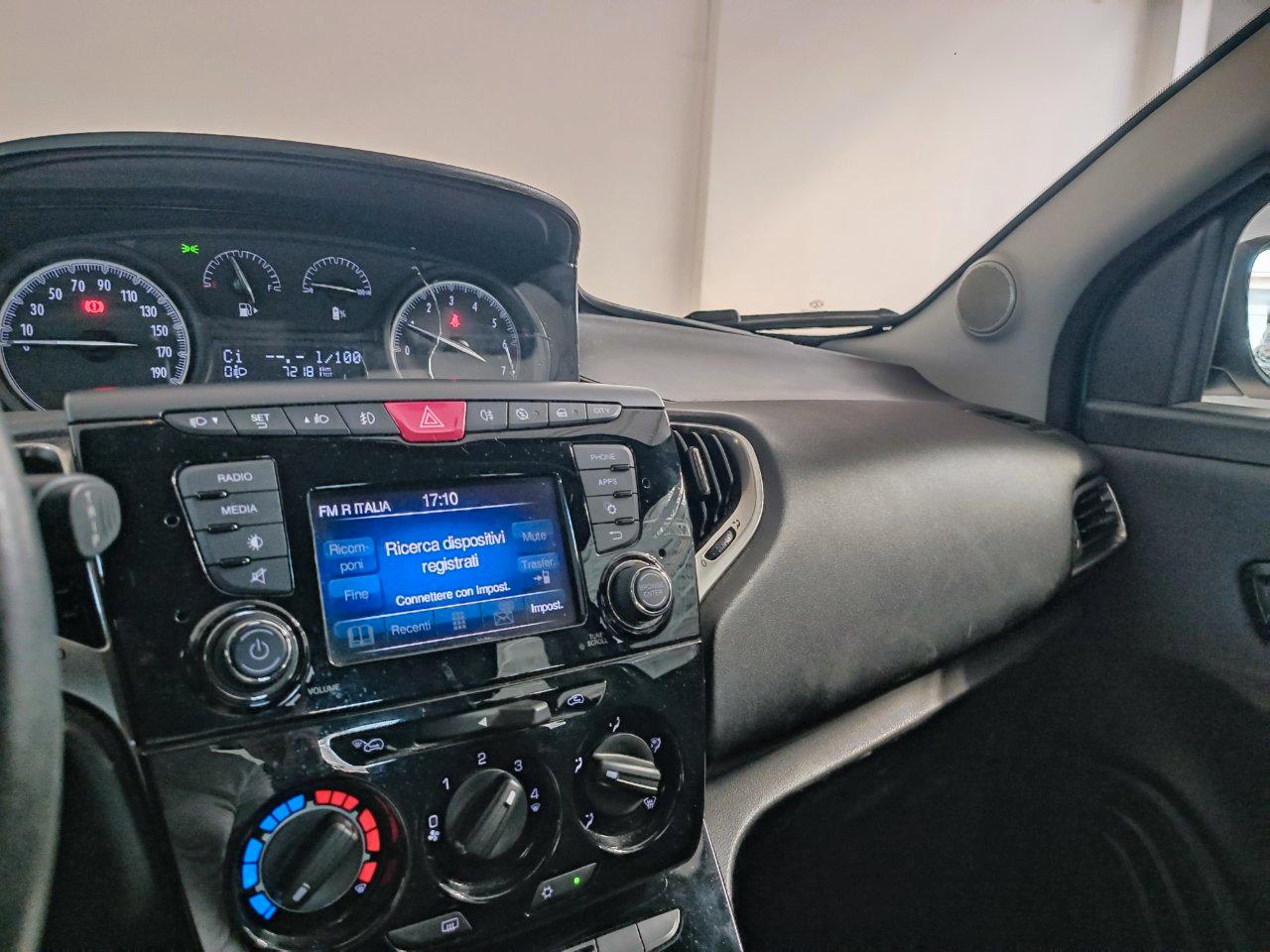 Lancia Ypsilon 5 Porte Ypsilon III 2015 1.0 firefly hybrid Gold s