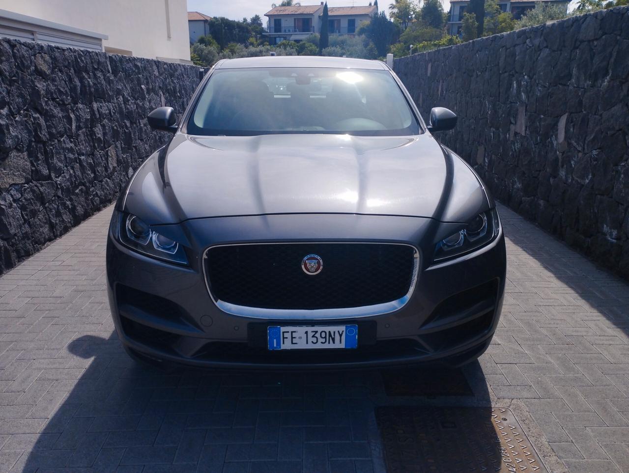 Jaguar F-Pace 3.0 D V6 300 CV AWD aut. Prestige