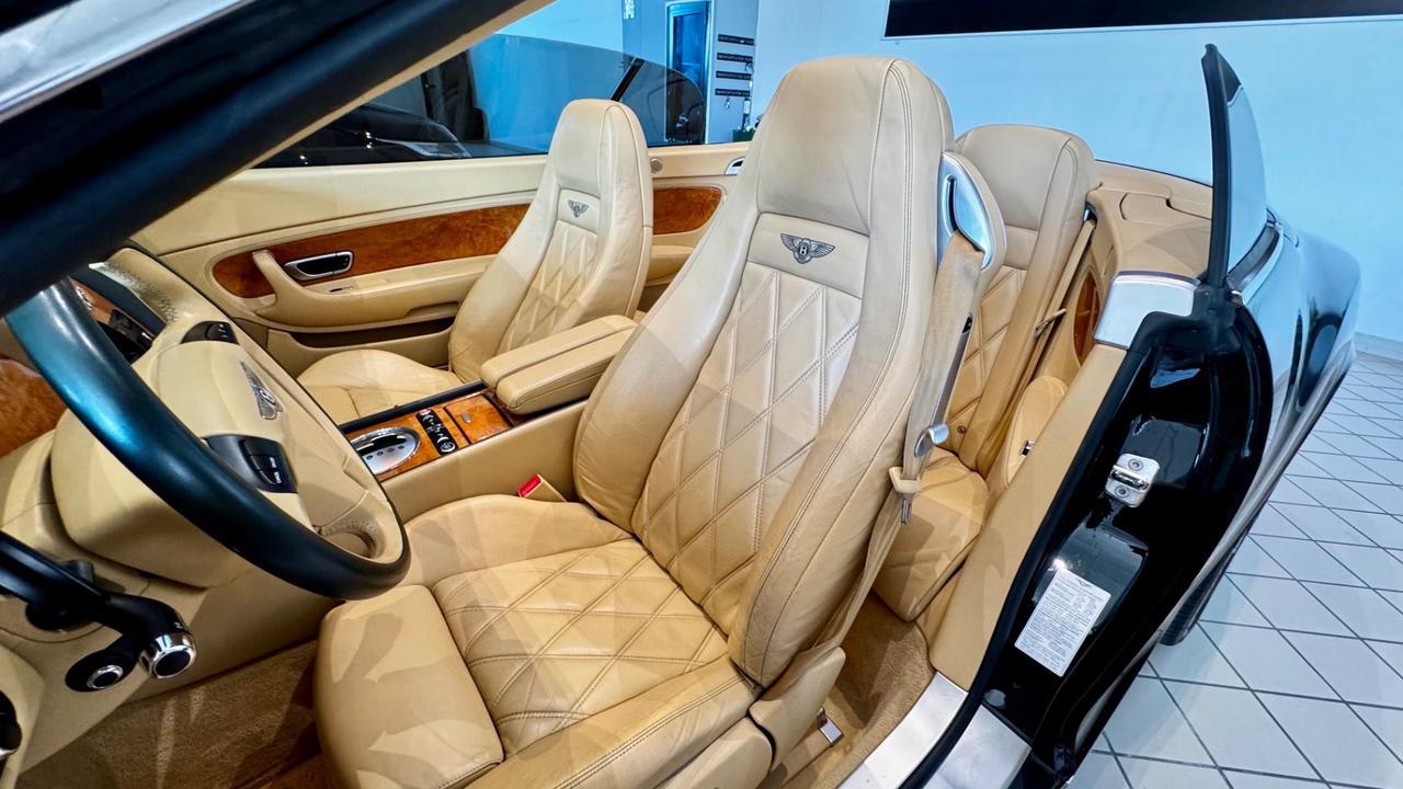 Bentley Continental GTC