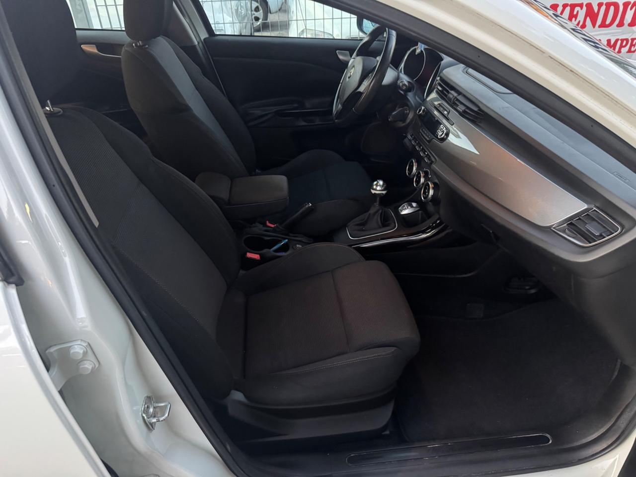 Alfa Romeo Giulietta 1.6 JTDm-2 105 cv garanzia 12 mesi
