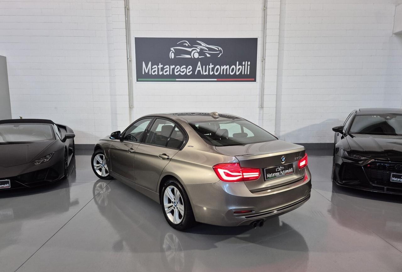 BMW 330e iPerformance Plug-in Hybrid Finanziabile Garanzi