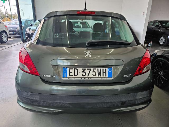 Peugeot 207 207 5p 1.4 hdi XS c/esp