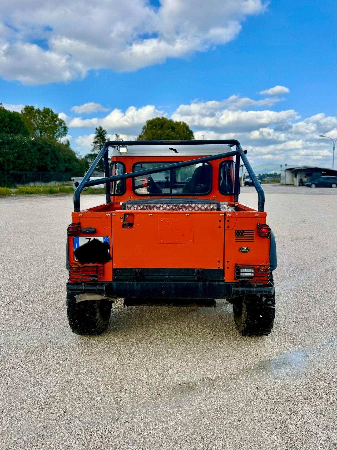 Land Rover Defender Pick-up 2.0 benzina gpl neopatentati