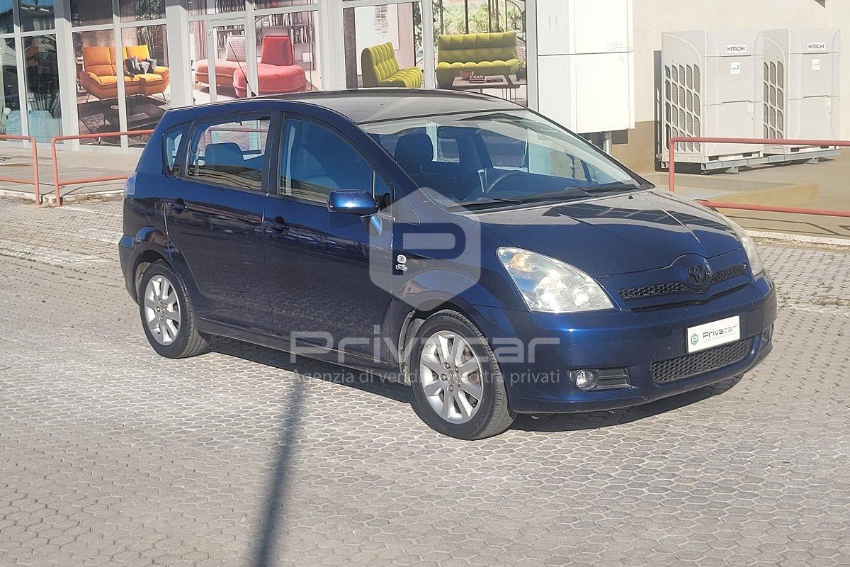TOYOTA Corolla Verso 2.0 16V D-4D Sol