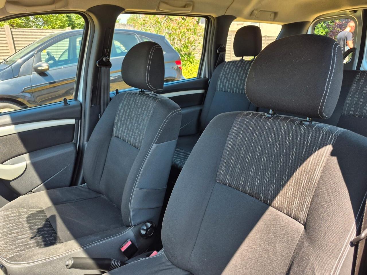 Dacia Logan 1.6 85CV GPL 5 posti Ambiance