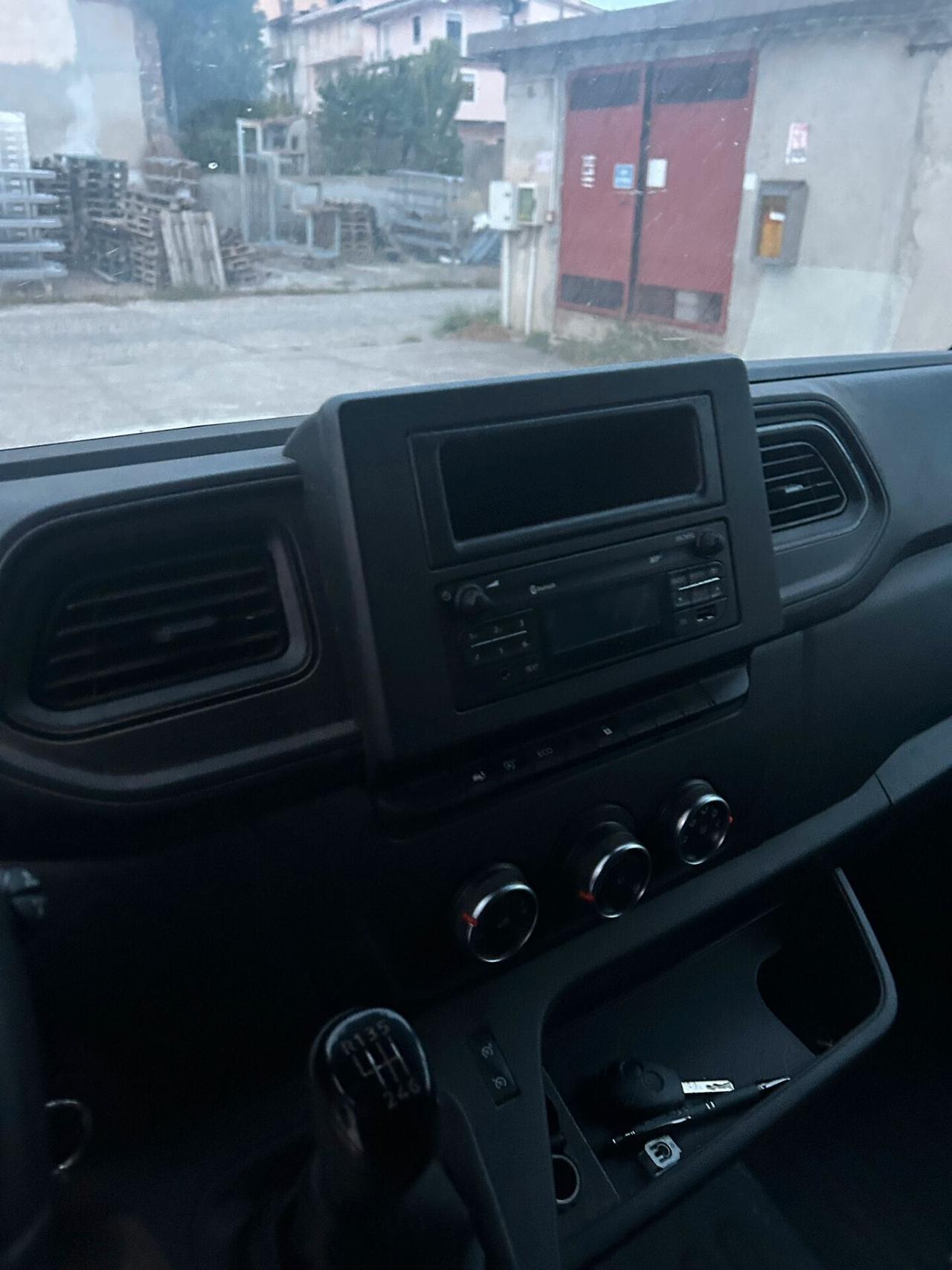 Renault Master T35 2.3 dCi 180 PM-TN Pianale Cabinato Energy Ice