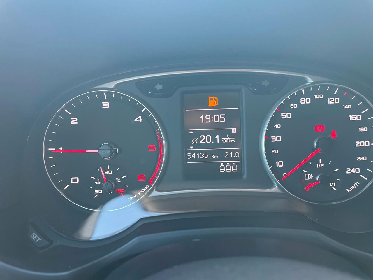 Audi A1 1.6 TDI S line edition plus
