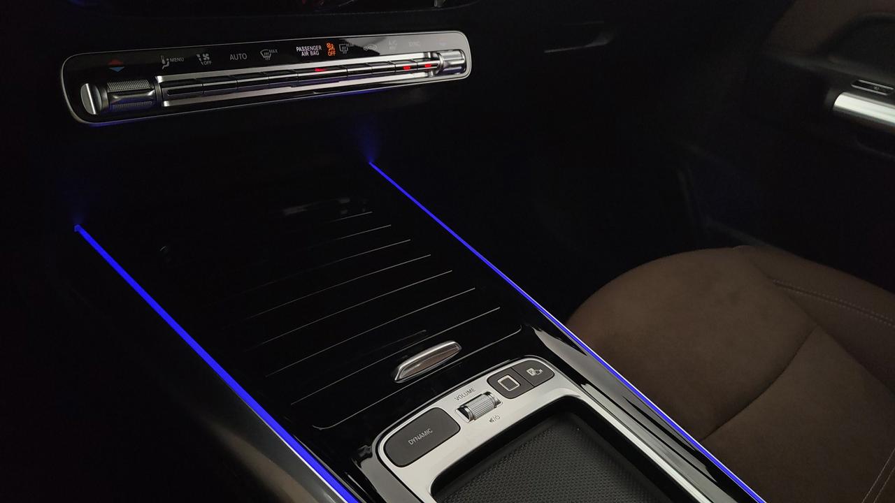 Mercedes-Benz GLA 200 d automatic