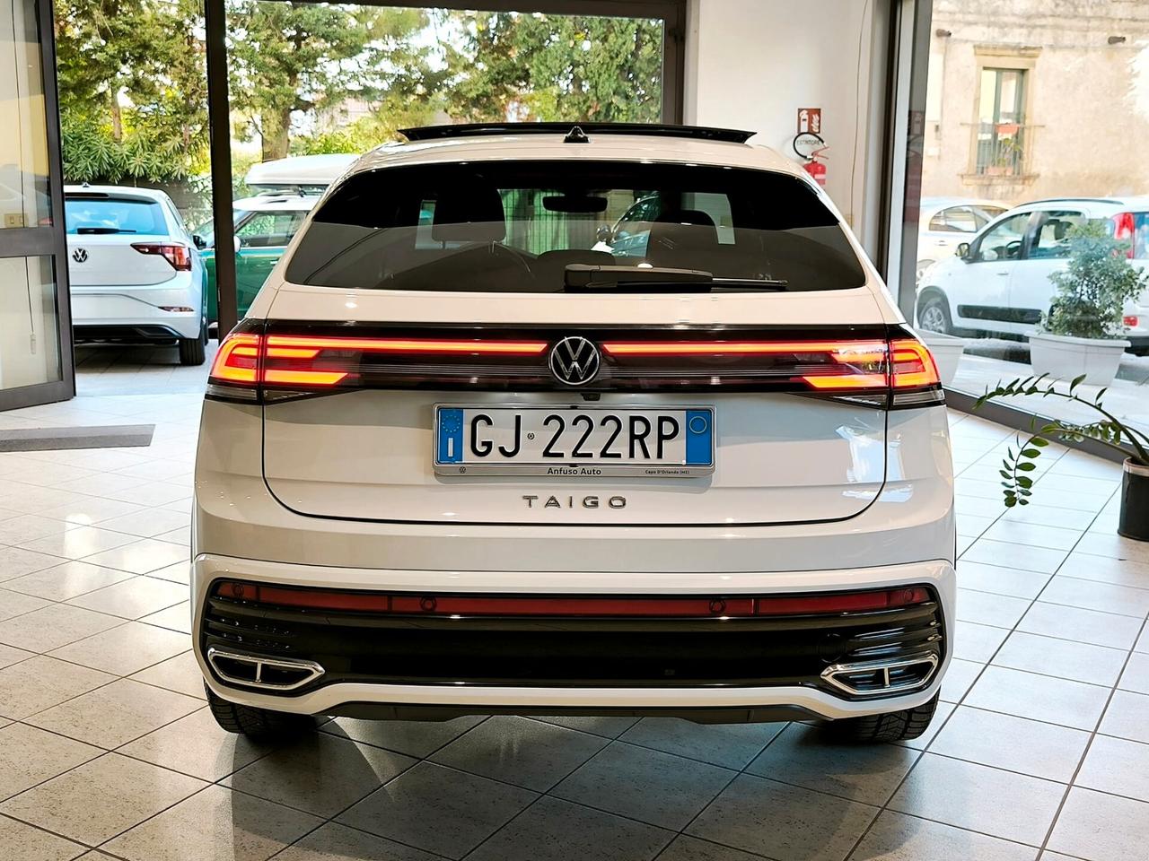 Volkswagen Taigo 1.0 TSI 110 CV DSG R-Line