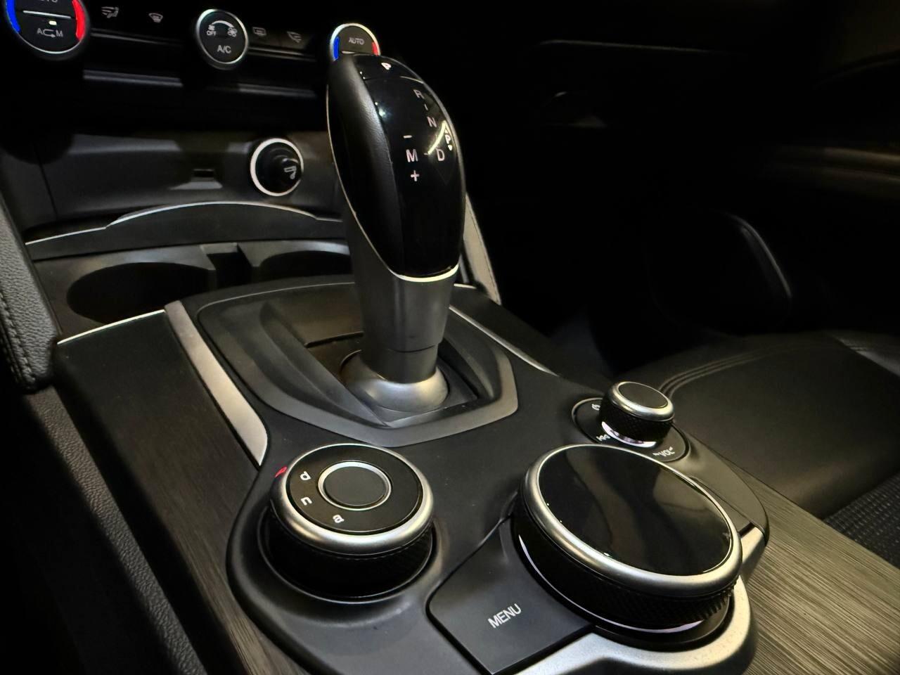 Alfa Romeo Stelvio 2.2 Turbodiesel 210 CV AT8 Q4 Business