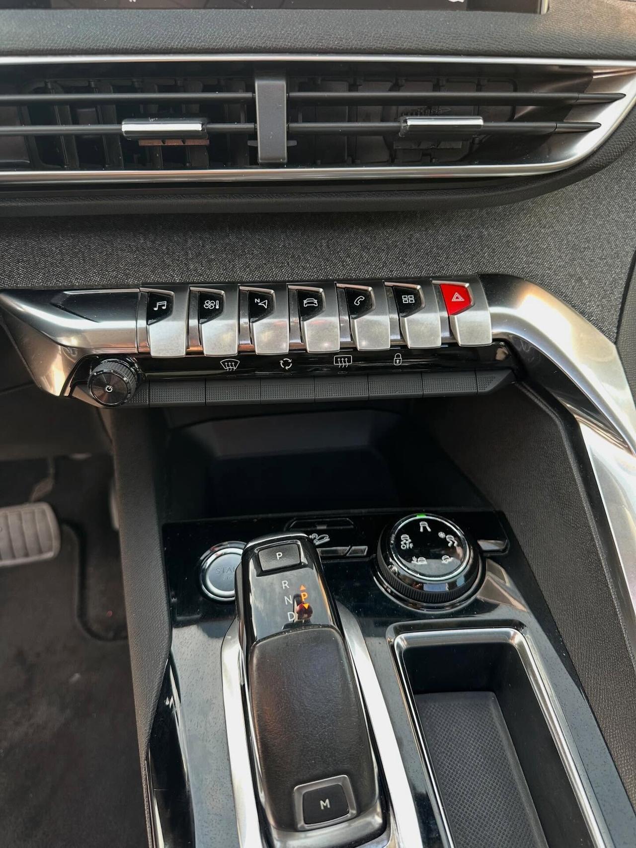 Peugeot 3008 BlueHDi 120 S&S EAT6 Business