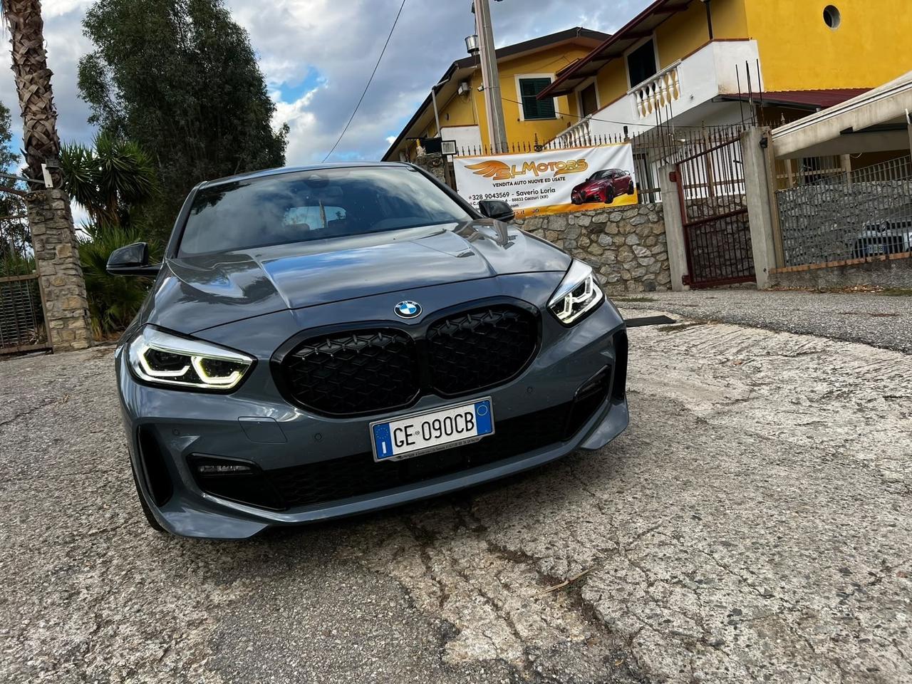 Bmw 118 118d 5p. Msport