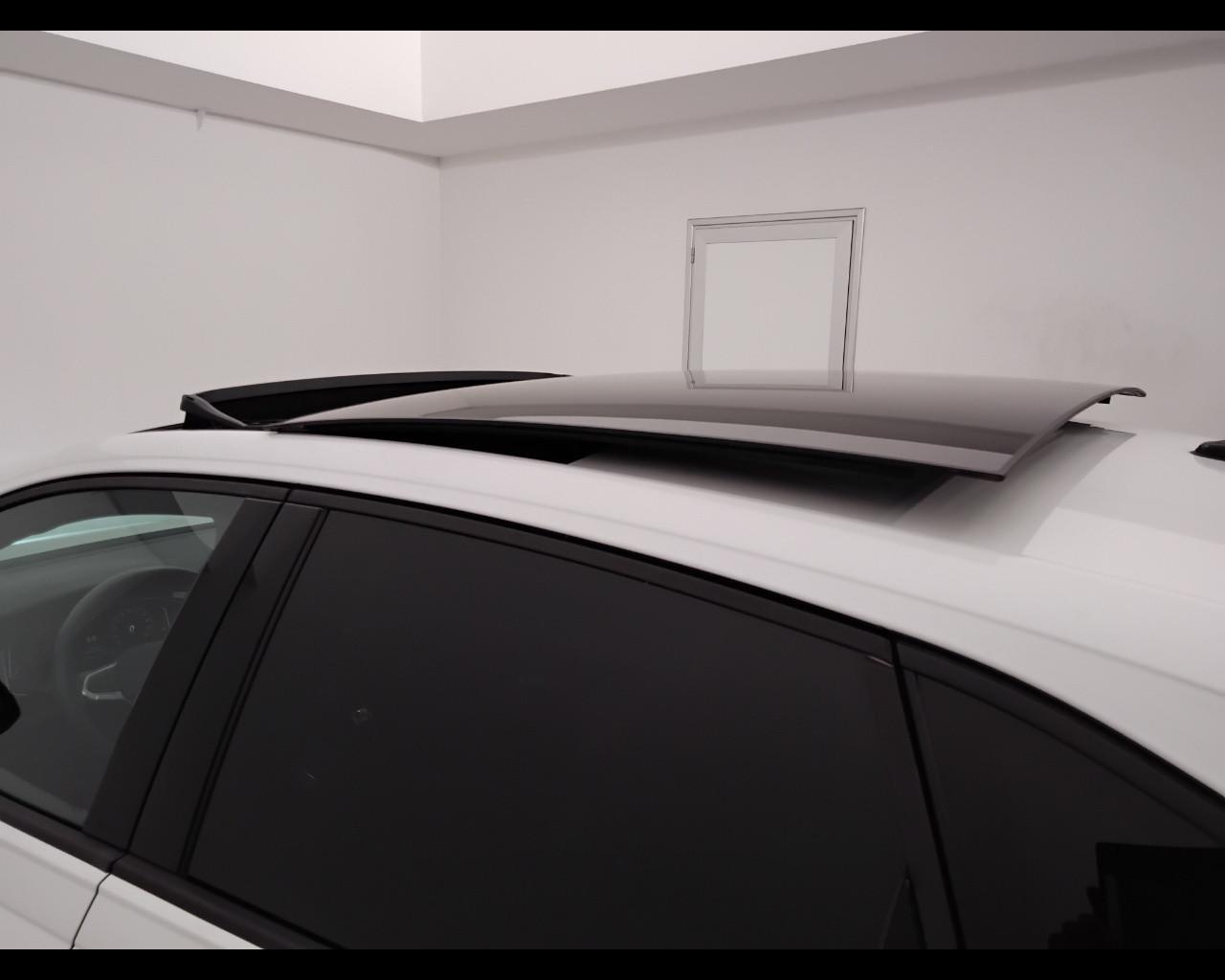 VOLKSWAGEN Taigo - Taigo 1.0 tsi R-Line 110cv
