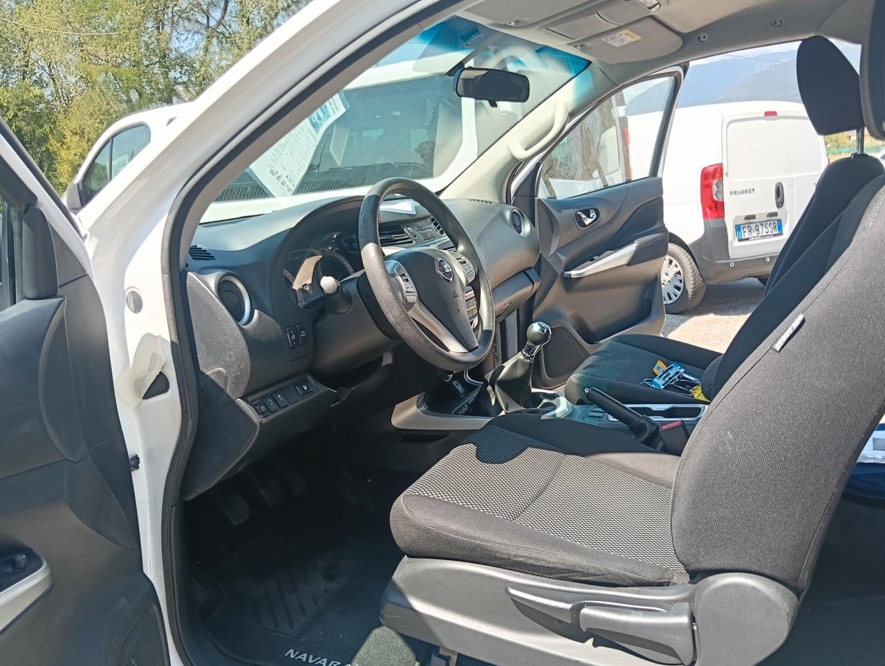 Nissan Navara 2.5 dCi 190CV 4 porte Double Cab Sport