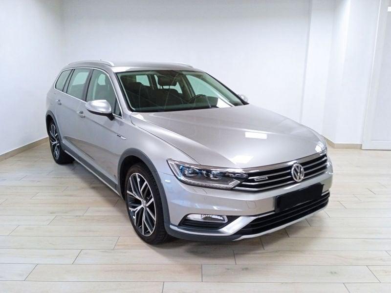 Volkswagen Passat 8ª serie Business Alltrack 2.0 TDI 190 CV 4MOTION DSG Exec.BMT