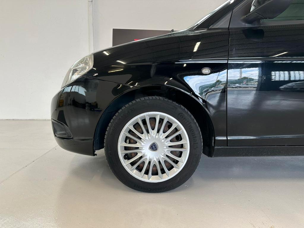 Lancia Ypsilon Ypsilon II 1.2 8v Argento