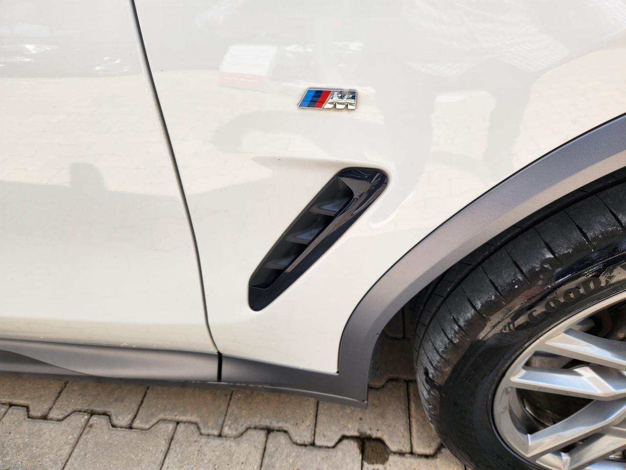 Bmw X4 M BMW X4 2.0 190CV M SPORT STRAFULL