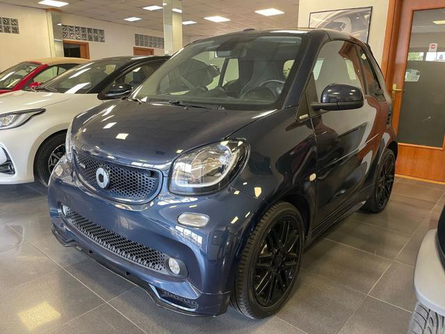SMART Brabus 0.9cc BRABUS TAILOR MADE CABRIO 109cv NAVI SENSORI