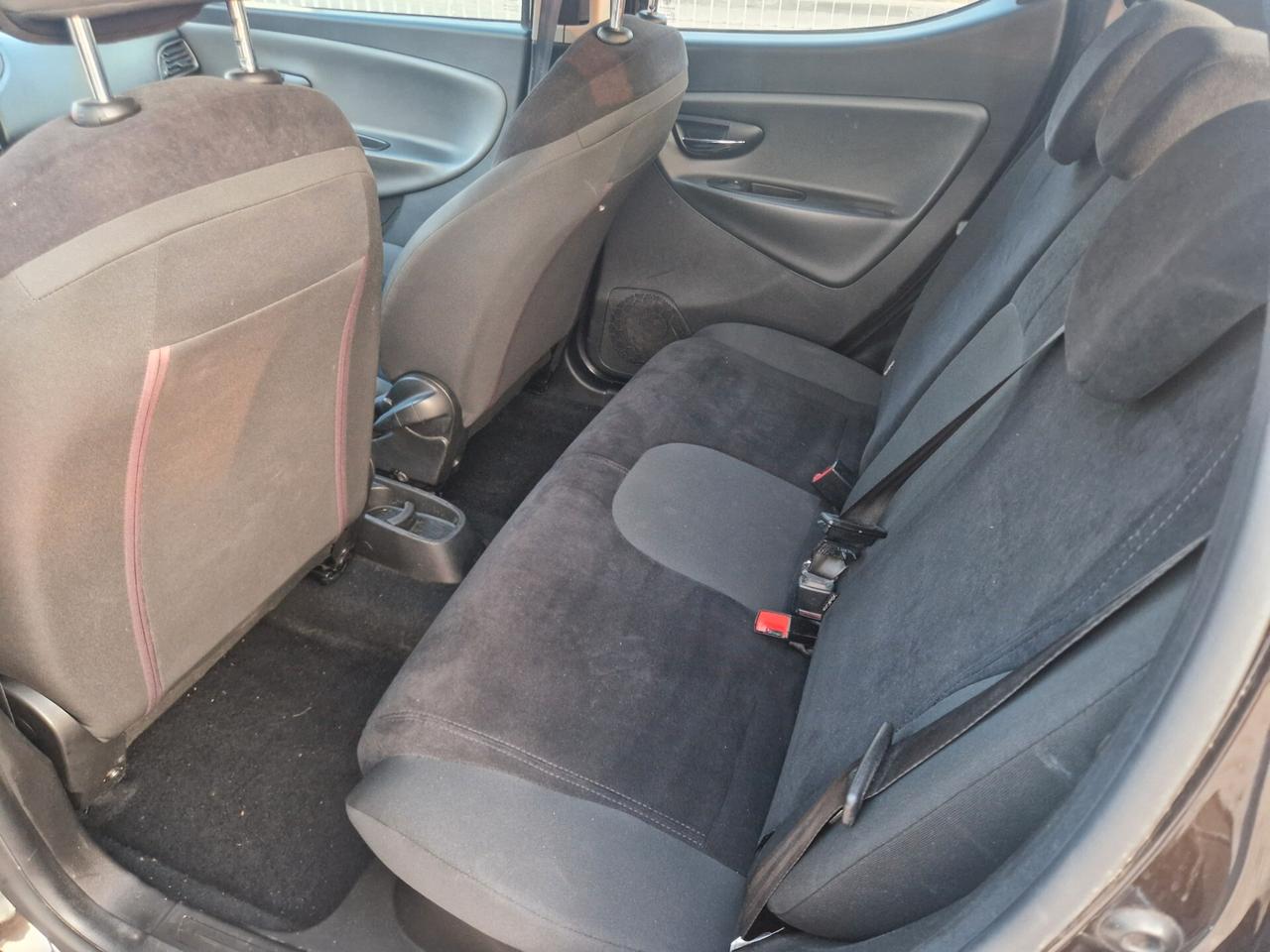 Lancia Ypsilon 1.2 69 Cv - 2011