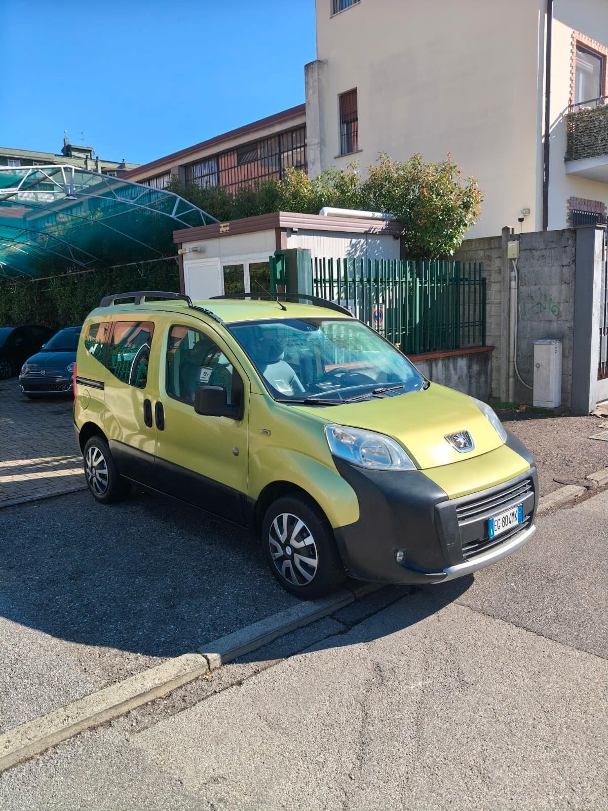 Peugeot Bipper AUTTOVETTURA TRASPORTO PERSONE
