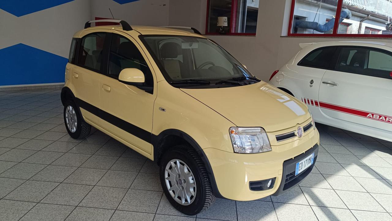 FIAT PANDA 1.2 BENZINA 4X4 CLIMBING 4WD