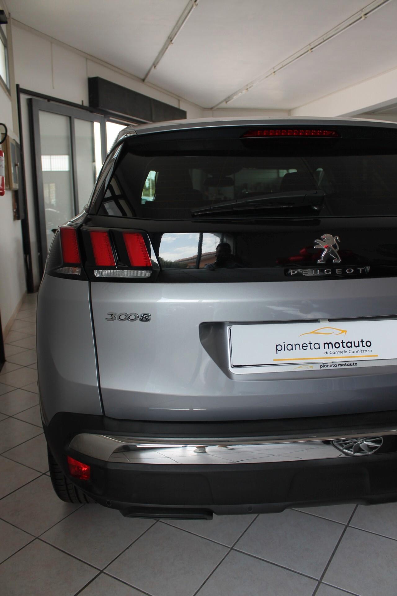 Peugeot 3008 BlueHDi 130 S&S EAT8 Active