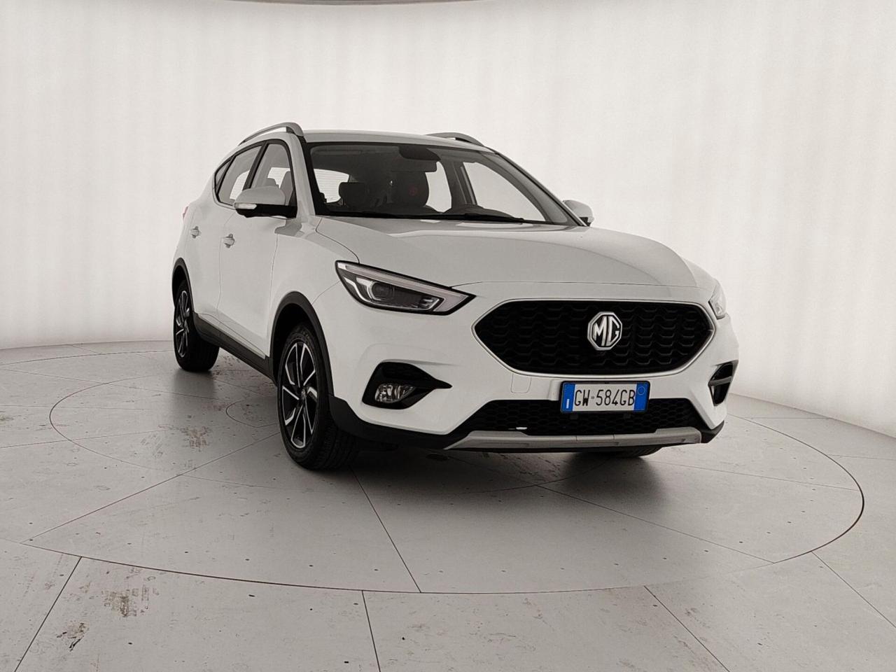 Mg ZS 1.5L 5MT LUXURY